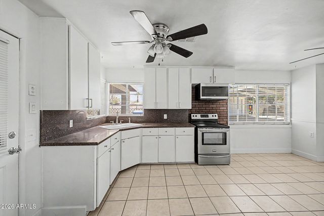 5411 S 14TH Avenue, Phoenix, AZ 85041