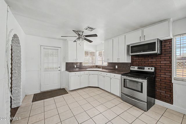 5411 S 14TH Avenue, Phoenix, AZ 85041