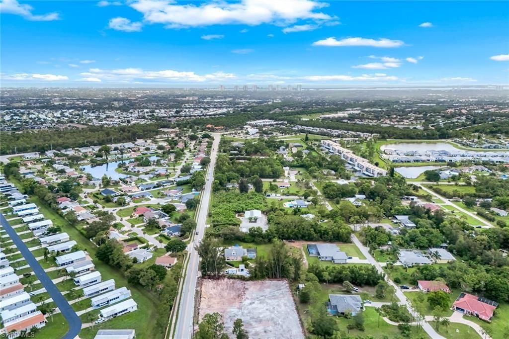 10451 Shangri La RD, BONITA SPRINGS, FL 34135 — photo 4
