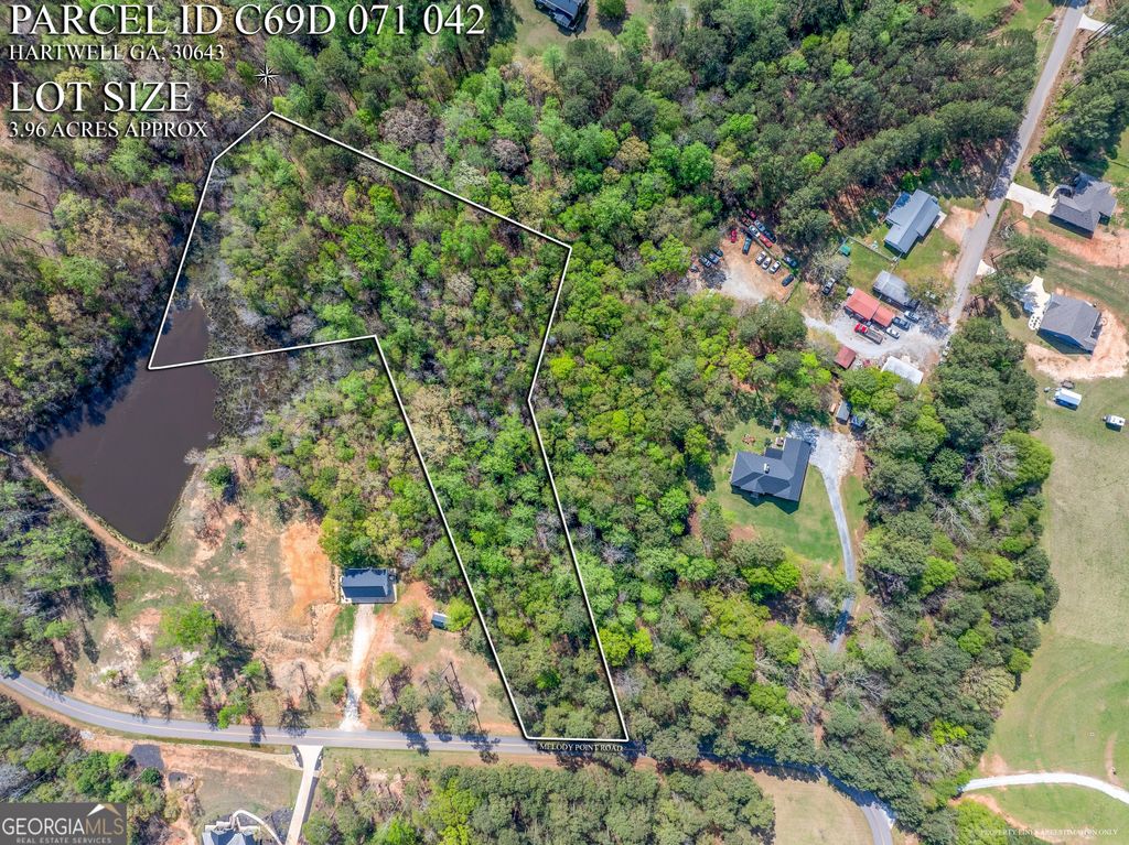 132 Melody Point, Hartwell, GA 30643