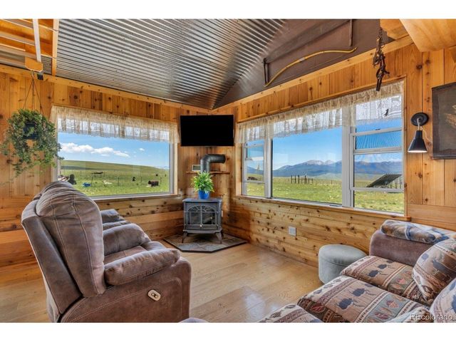 535 Brittany Rd, Westcliffe, CO 81252