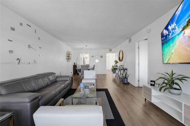 2551 Aragon Blvd 411, Sunrise, FL 33322