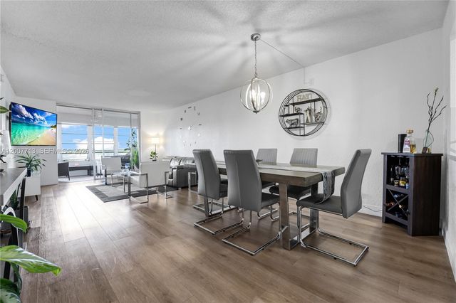 2551 Aragon Blvd 411, Sunrise, FL 33322