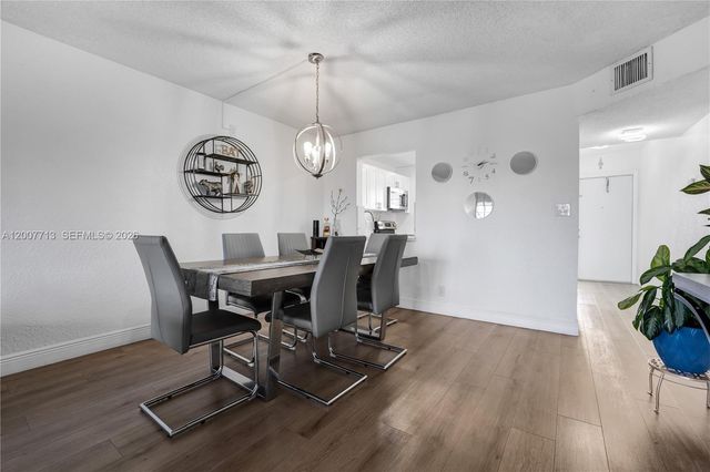 2551 Aragon Blvd 411, Sunrise, FL 33322