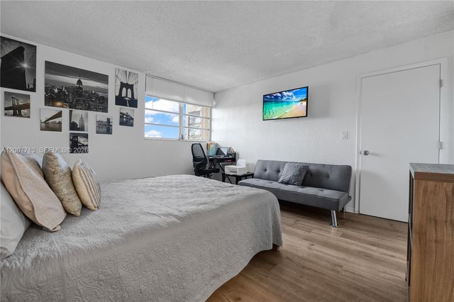 2551 Aragon Blvd 411, Sunrise, FL 33322