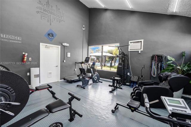2551 Aragon Blvd 411, Sunrise, FL 33322