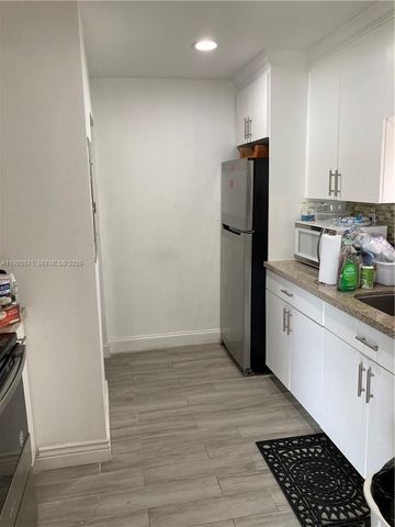 2440 NW 31st Ave, Fort Lauderdale, FL 33311