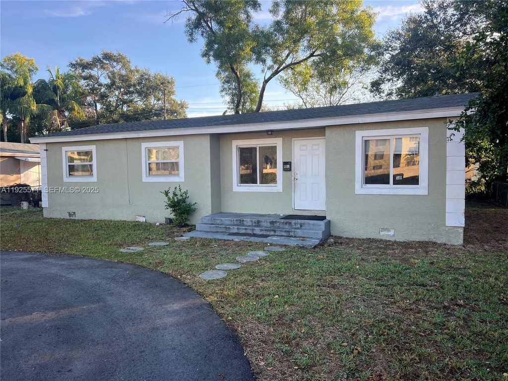 2440 NW 31st Ave, Fort Lauderdale, FL 33311