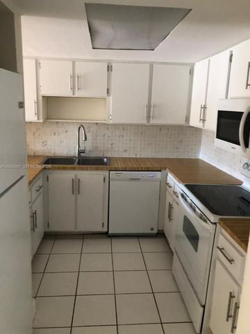 7010 NW 186th St 5-303, Hialeah, FL 33015