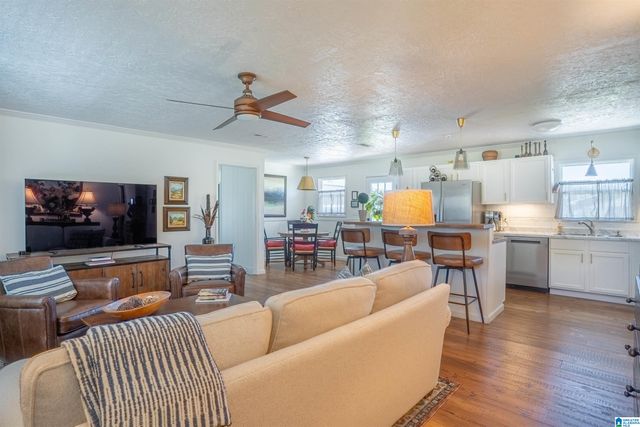 300 ALABAMA STREET NW, Jacksonville, AL 36265