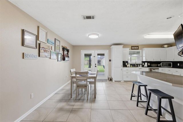 1005 Bee Tree Street, Westlake, LA 70669