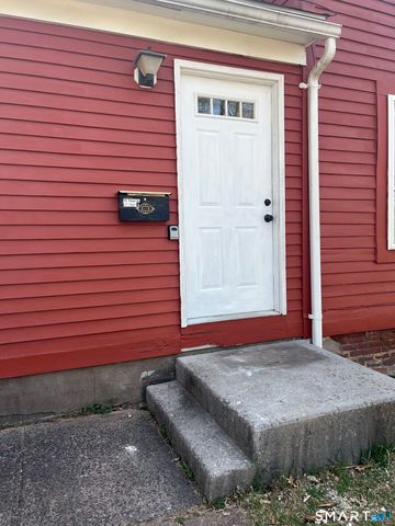 52 Pearl Street, Manchester, CT 06040