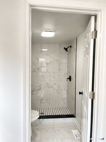 52 Pearl Street, Manchester, CT 06040