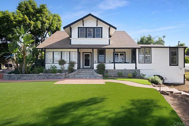 210 S Vine Street, Fallbrook, CA 92028