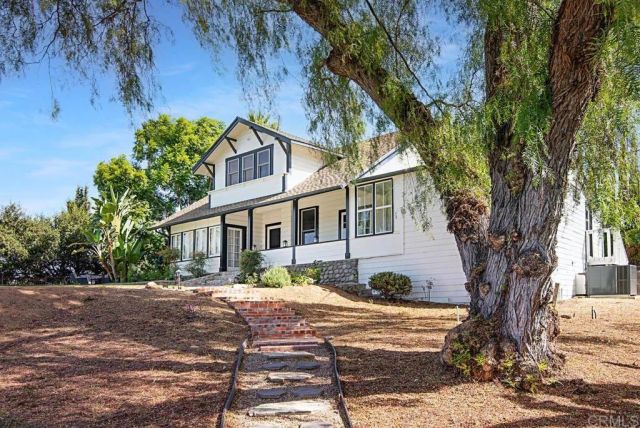 210 S Vine Street, Fallbrook, CA 92028