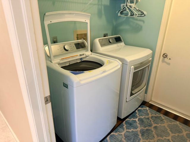 24 LEXINGTON Lane W A, Palm Beach Gardens, FL 33418