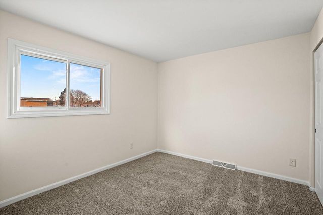 4226 S Pennsylvania AVENUE, Saint Francis, WI 53235