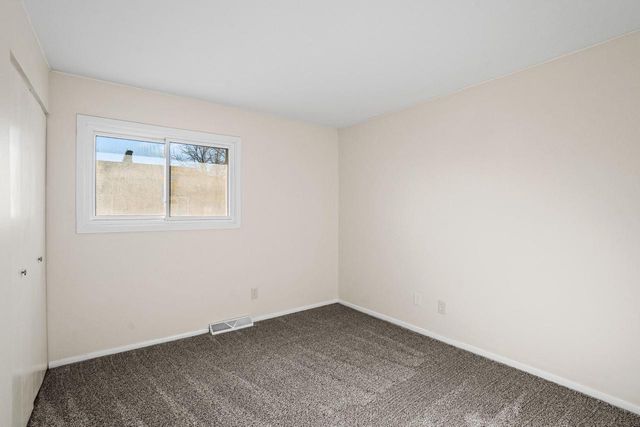 4226 S Pennsylvania AVENUE, Saint Francis, WI 53235