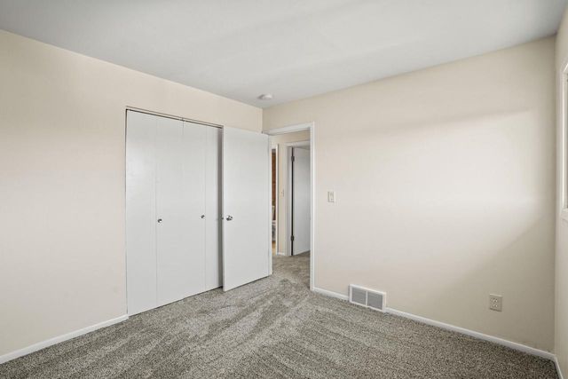 4226 S Pennsylvania AVENUE, Saint Francis, WI 53235