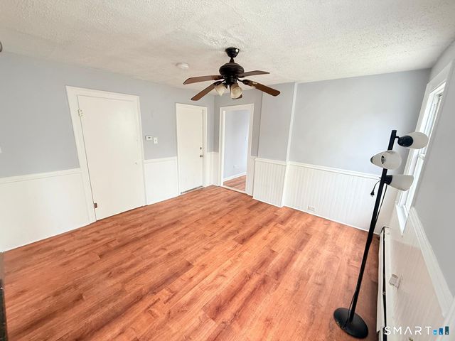 240 Wood Avenue 2, Bridgeport, CT 06605