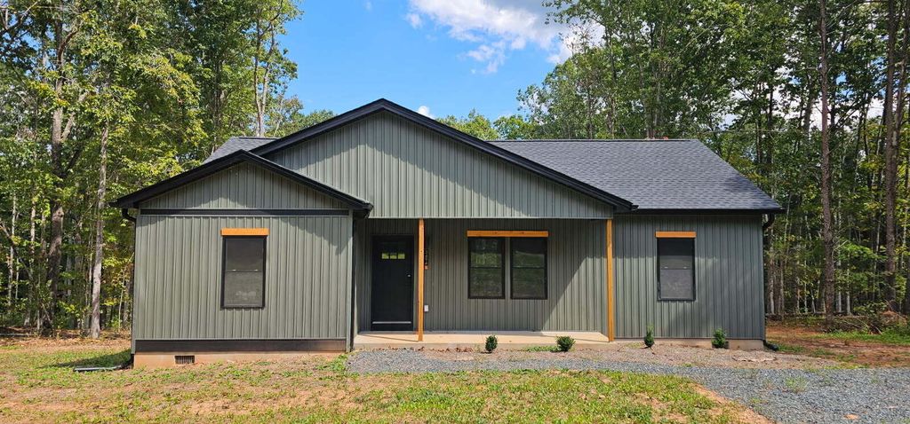 Lot 20 Johnson Mountain RD, Huddleston, VA 24104