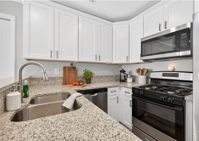 1049 Knights Bridge Court, Norcross, GA 30093