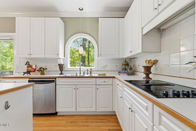 4900 Devils Ridge Court, Holly Springs, NC 27540