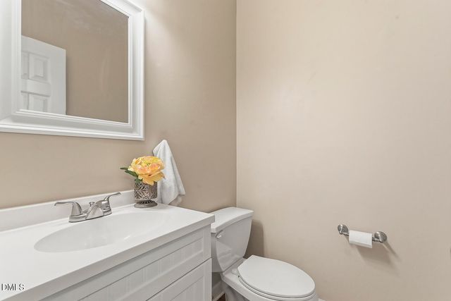 4900 Devils Ridge Court, Holly Springs, NC 27540