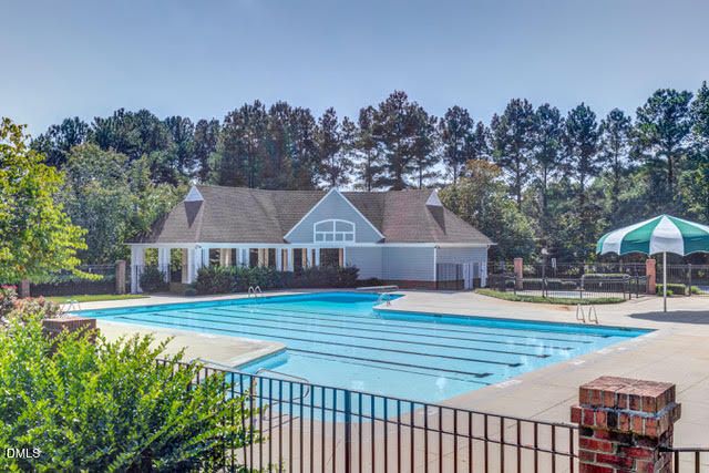 4900 Devils Ridge Court, Holly Springs, NC 27540