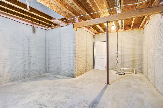 1307 S 13th Street, Adel, IA 50003