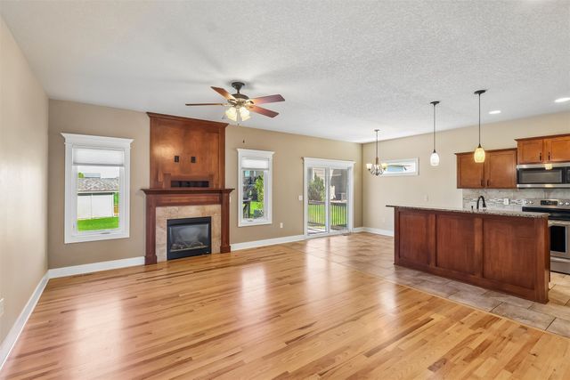 1307 S 13th Street, Adel, IA 50003