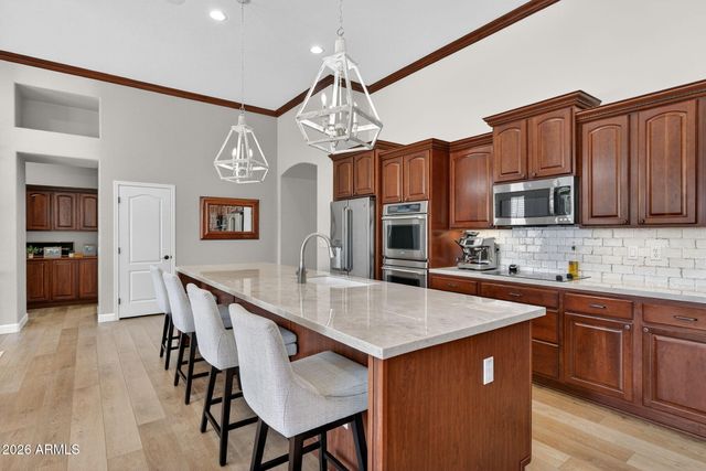 654 E HAMPTON Court, Gilbert, AZ 85295