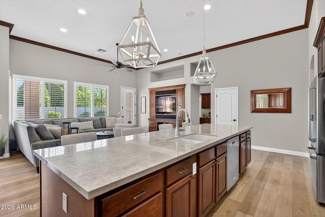 654 E HAMPTON Court, Gilbert, AZ 85295