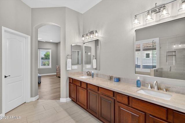 654 E HAMPTON Court, Gilbert, AZ 85295