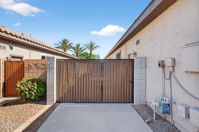 654 E HAMPTON Court, Gilbert, AZ 85295
