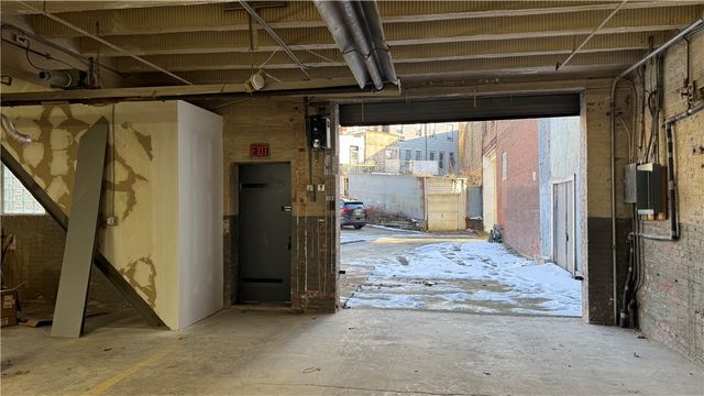 918 Rickenbach St, East Allegheny, PA 15212