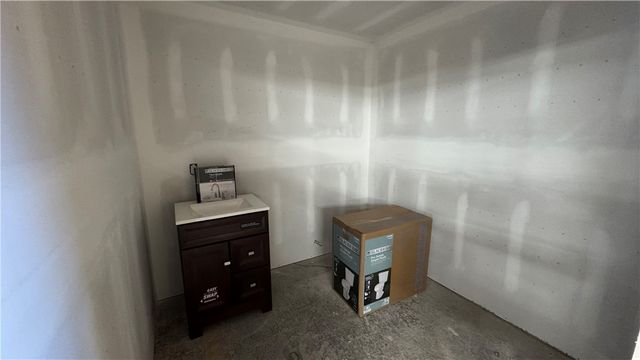 918 Rickenbach St, East Allegheny, PA 15212