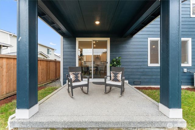 28015 40th Place S, Auburn, WA 98001