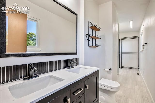 609 Crestridge Avenue, Colorado Springs, CO 80906