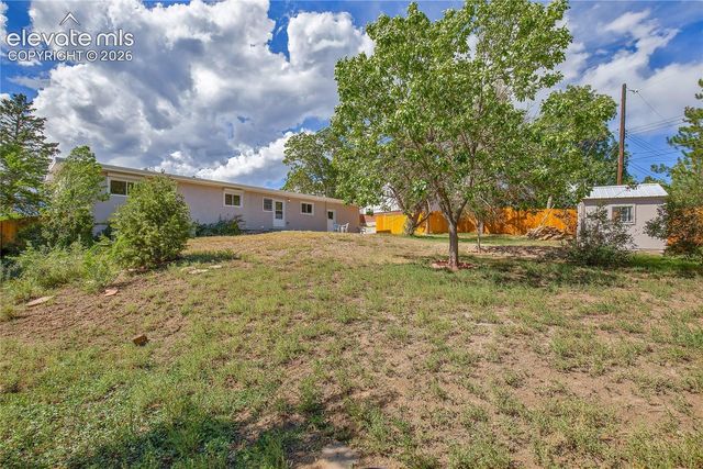 609 Crestridge Avenue, Colorado Springs, CO 80906