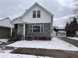 1013 W 27TH Street, Erie, PA 16508