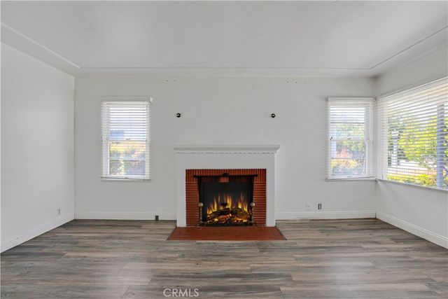 1936 20th, Santa Monica, CA 90404