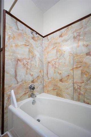 701 W 39th Street, Shawnee, OK 74804