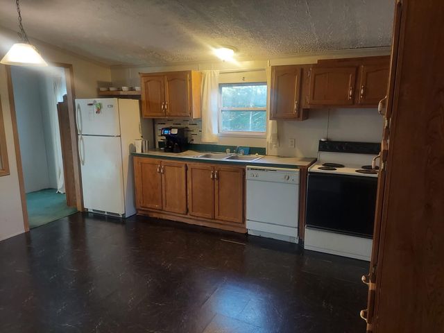 305 Gray Hawk Community Park Road, Mckee, KY 40447