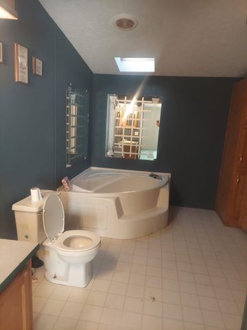 305 Gray Hawk Community Park Road, Mckee, KY 40447