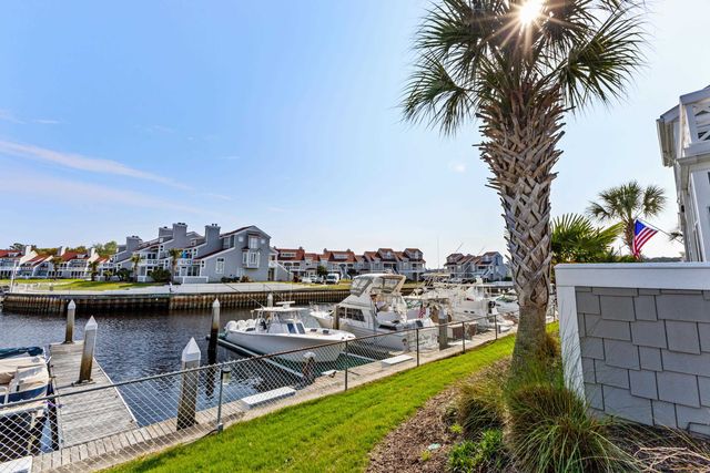 4396 Baldwin Ave Apt 34, Little River, SC 29566