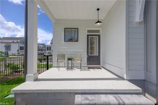 909 Calhoun Way, Chesapeake, VA 23322