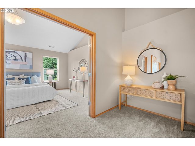21936 Ne COUCH St, Gresham, OR 97030