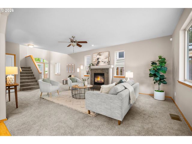 21936 Ne COUCH St, Gresham, OR 97030