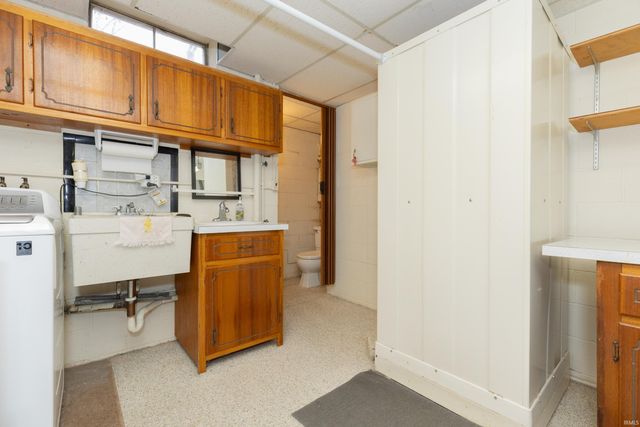 1314 Reiter Drive, Evansville, IN 47712